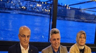 Kandıra Belediye Meclisi İftar Sofrası’nda Bir Ortaya Geldi