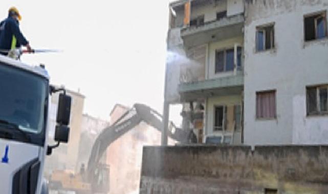 Karşıyaka’da kesintisiz ulaşım için ağır tempo