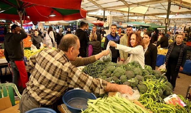 Karşıyaka’dan çocukları şiddet sarmalından koruyacak tarihi karar: Pazar yerlerinde kesici alet satışına son!