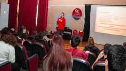 Karşıyakalı gençler afetlere karşı bilinçleniyor