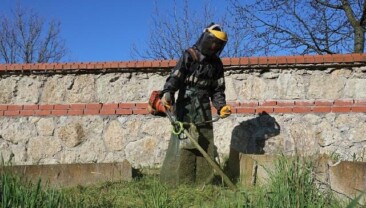 Kartepe de Mezarlıklar Bayram Ziyaretine Hazırlanıyor