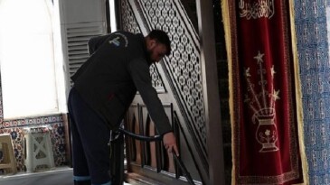 Kartepe’de Mescitlerde Bayram Mesaisi