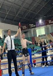 Kemer Belediye Kick Boks atletlerinden 2 Bronz madalya