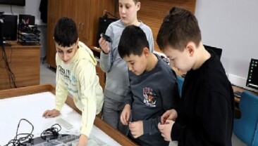 Kocaeli’nin geleceği Bilgievleri’nde şekilleniyor