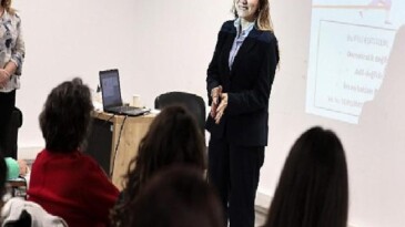 Konak’ta bayanlar her geçen gün daha güçlü