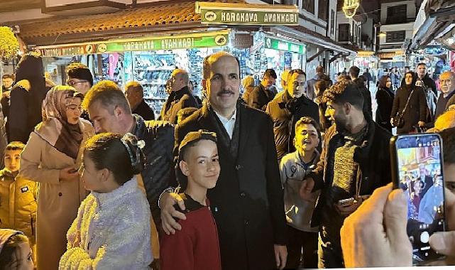 Lider Altay Ramazanın Son Teravih Namazı Sonrası Esnafla ve Vatandaşla Buluştu