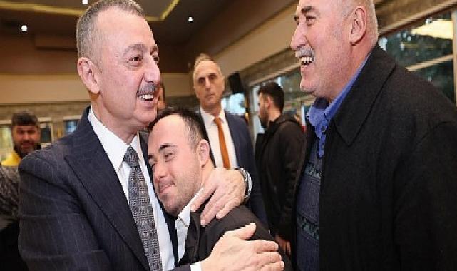 Lider Büyükakın afet gönüllüleri ile iftar yaptı