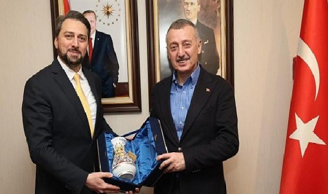 Lider Büyükakın’dan, Halep’te ağır ziyaret trafiği