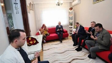 Lider Büyükakın’dan şehit ailesine bayram ziyareti: “Sizler her vakit baş tacısınız”