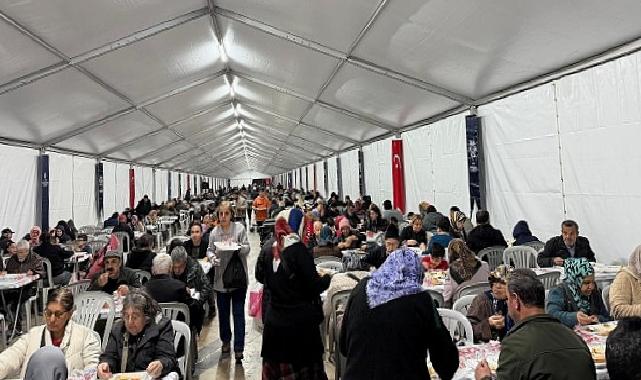 Lider Çerçioğlu Binlerce Vatandaşı Her Gün İftar Sofralarında Buluşturmayı Sürdürüyor