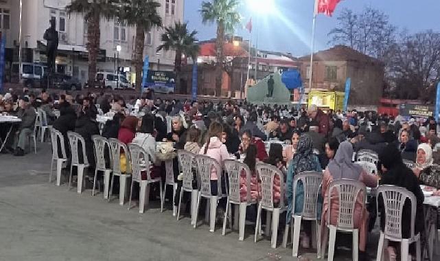 Lider Çerçioğlu binlerce vatandaşı her gün iftar sofralarında buluşturuyor