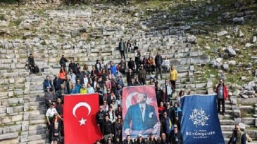 Lider Çerçioğlu Vatandaşları Priene Antik Kenti’nde Eşsiz Trekking Aktifliği ile Buluşturdu