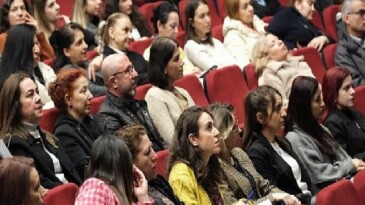 Lider Çerçioğlu’nun Aydın’a Kazandırdığı Disleksi Merkezi Öğrencilerin Eğitim Hayatına Dayanak Olmayı Sürdürüyor