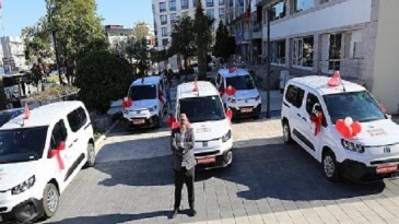 Lider Çiçek’ten Makam Aracı Kararı