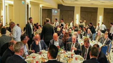Lider Dutlulu, Basın Mensupları ve Meclis Üyeleriyle İftarda Buluştu