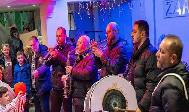 Lider Eşki Makedonya göçmenlerinin iftar sofrasına konuk oldu