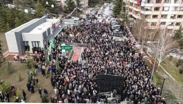 Lider Hüseyin Can Güner Bir Kelamını Daha Yerine Getirdi