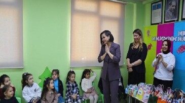 Lider Kınay “Her Emeğiniz Karabağlar’a Paha Katıyor”