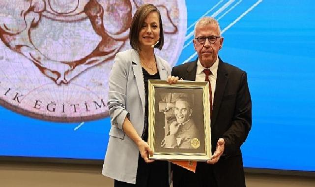 Lider Kınay’dan “Güçlü Bayan, Güçlü Toplum” Vurgusu