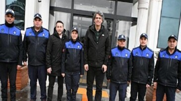 Lider Kocaman’dan Bayramda Alandaki Kahramanları Unutmadı