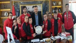 Lider Taşyasan Down Sendromlular Basketbol Ulusal Grubu’nu ağırladı