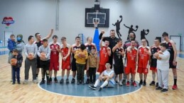 Lider Taşyasan “Özel dev adamlarla” buluştu