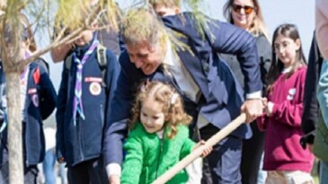 Lider Tugay çocuklara verdiği kelamı tuttu, fidanlar toprakla buluştu