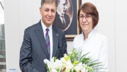 Lider Tugay, meslektaşlarıyla Tıp Bayramı’nı kutladı