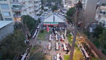 Lider Ünsal taraftarlarla iftarda buluştu