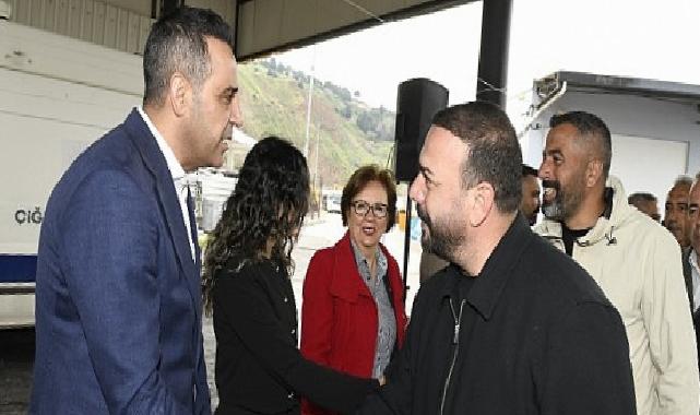 Lider Yıldız’dan İşçiyle Bayramlaşma