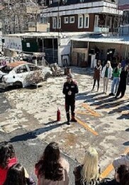Maltepe Belediyesi’nin öğretmenlerine “yangın müdahale eğitimi”