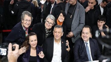 Manisa’da İftar Rahmeti Binlerce Vatandaş Birebir Sofrada Buluştu