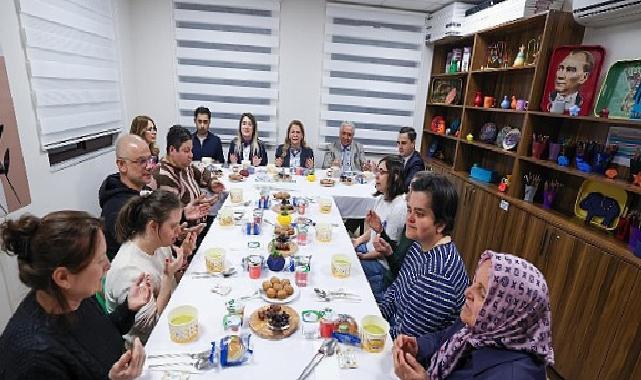 Manisiz Yaşamevi’nde İftar Buluşması