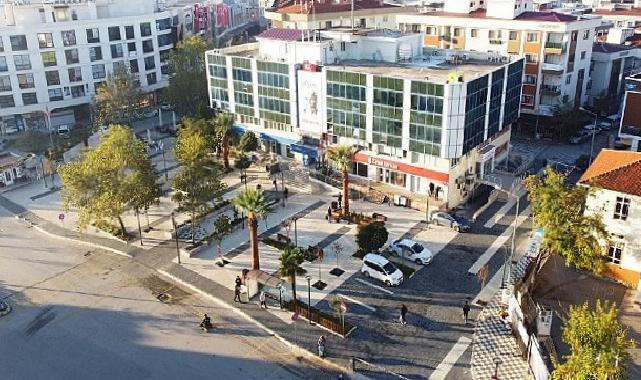 Muhtarlardan Lider Çiçek’e Teşekkür