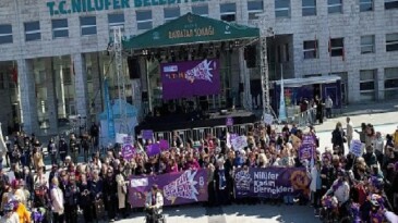 Nilüfer’de bayanlar tek ses oldu: “Eşitlik Ses İster Biz Buradayız”