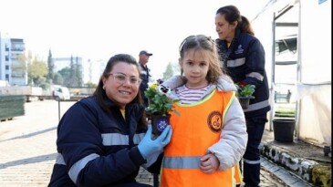 Öğrenciler Lider Çerçioğlu ile Tabiat Sevgisini Öğreniyor