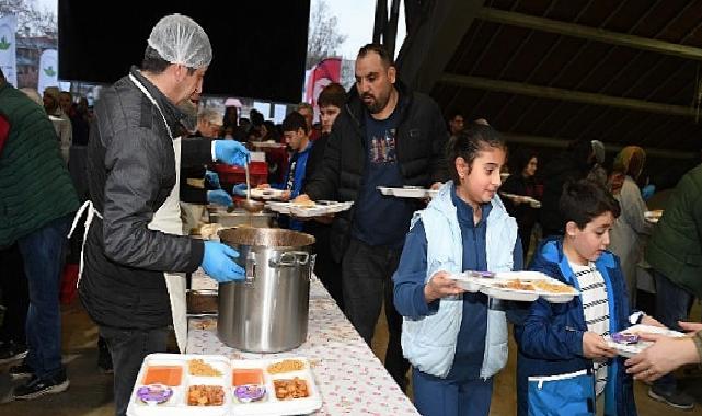 Osmangazi Belediyesi 1050 Konutlar’da Birlik Sofrası Kurdu