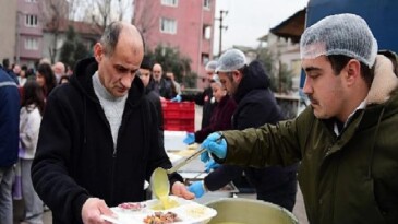 Osmangazi Belediyesi Ramazan Rahmetini Sırameşeler’e Taşıdı
