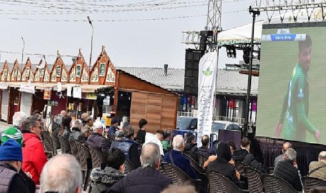 Osmangazi Meydanı’nda Bursaspor Coşkusu Yaşandı