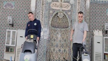 Osmangazi’de Mescitlerde Bayram Paklığı