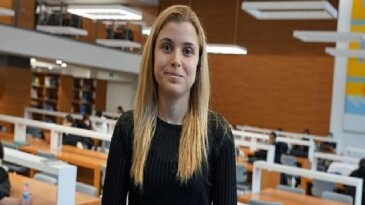 Otizmde lisan ve konuşma terapisi, erken devirde devreye girmeli