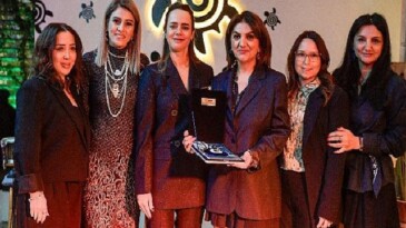 Öznur Tugay: Bayanlar için değişimi güç birliğiyle sağlayalım