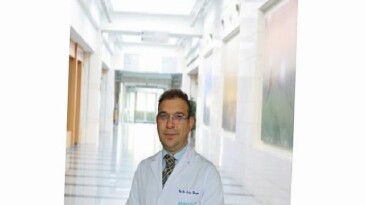 Saç telinden ince dikişlerle hudut sıkışmasına hassas tahlil