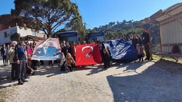 Salihli Belediyesi 2. Adala Cemre Buluşmaları ve Tohum Takas Şenliği ile Adala Ferdi Zeyrek Mahallî Tohum Merkezinin Açılışı Ağır Bir İştirakle Gerçekleştirildi