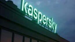 “Sürekli Bağlantıda” Olma Hali: Çalışanların %80’i Mesai Dışında da İşten Kopamıyor, Bu Durum Dijital Anksiyeteyi Tetikliyor