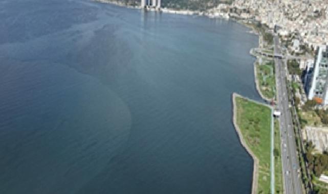 Tarım ve sanayi atıklarıyla kirlenen Gediz İzmir Körfezi’ne akıyor