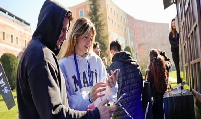Üniversite yerleşkelerinde Galaxy AI tecrübesi: Galaxy Intelligence Hunt başladı