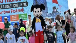 23 Nisan Çocuk ve Uçurtma Şenliği bayram coşkusuyla yaşanıyor