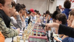 23 Nisan Satranç Turnuvası Kadıköy’de Gerçekleşti