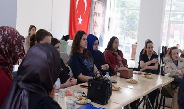 Anne Adaylarına Yol Gösteren Seminer